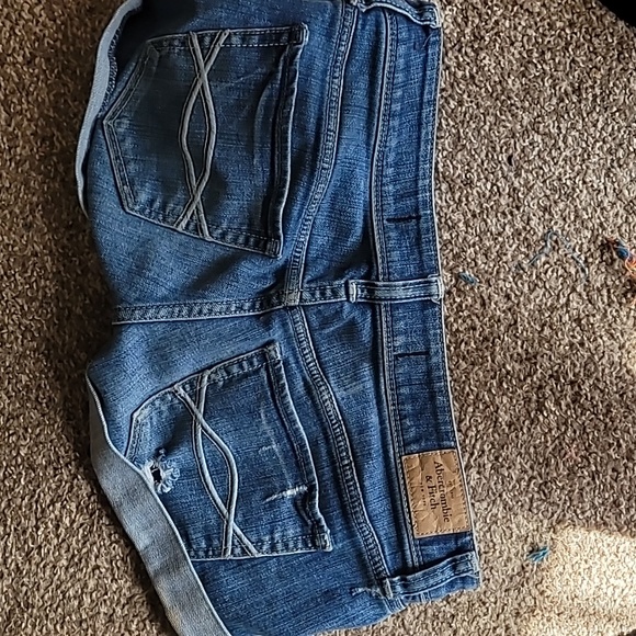 Abercrombie and fitch shorts - Picture 4 of 4